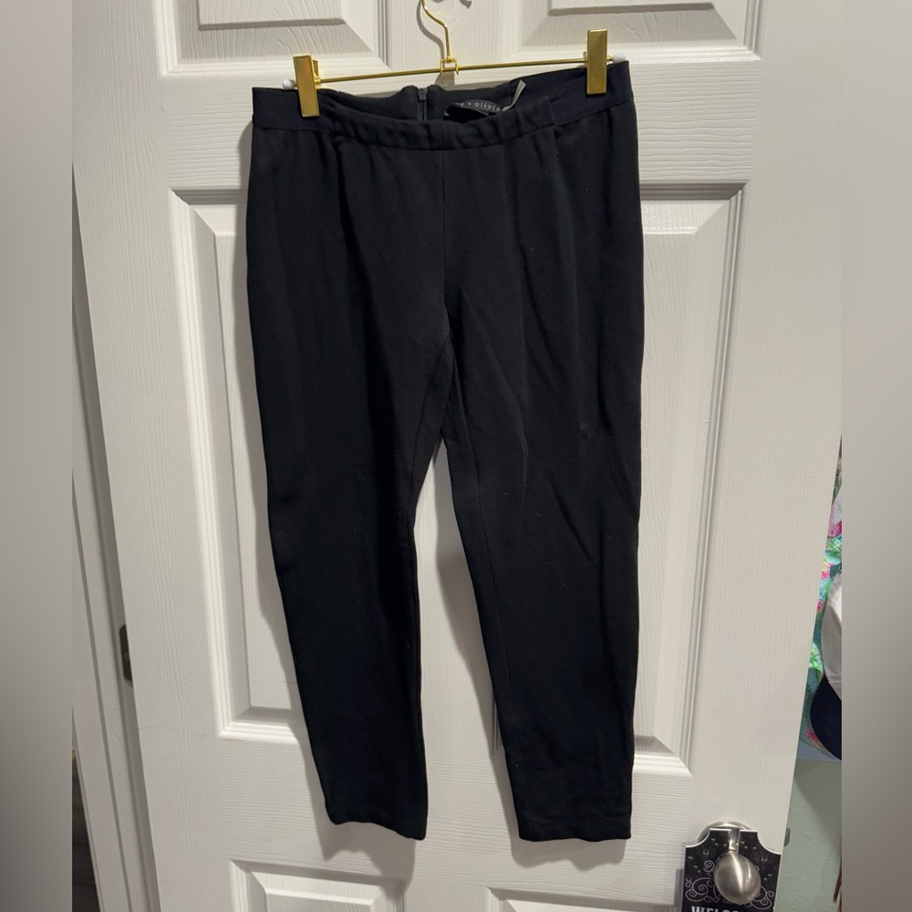 Alice + Olivia Black Zip up leggings size 8